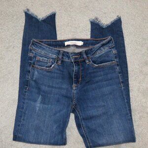 Hidden Jeans Sz 26 Style# HD7473-DK Cut# HD-397 Distressed Skinny Blue Jeans